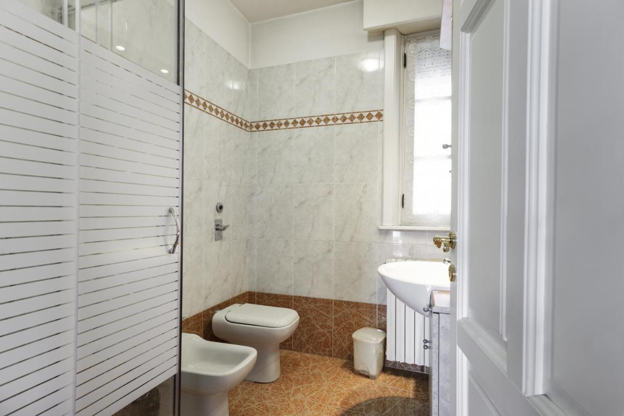 White House Apartment Lainate Exterior photo
