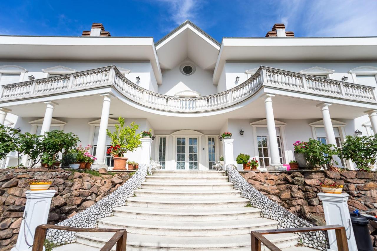 White House Apartment Lainate Exterior photo